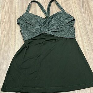Lululemon Wrap It Up Tank Jazzy White Gator Green Size 8